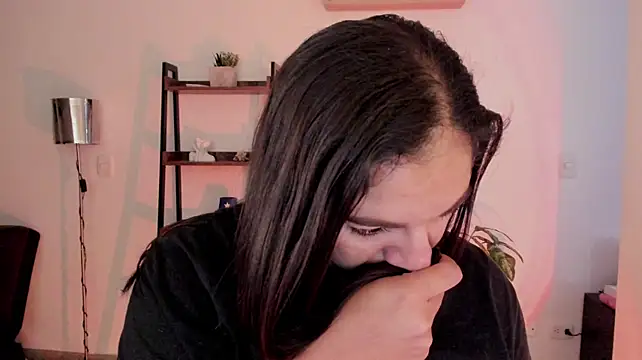 urcute_kitten Chat XXX in diretta