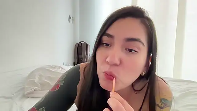 Chat XXX ao vivo de KathiaJenner