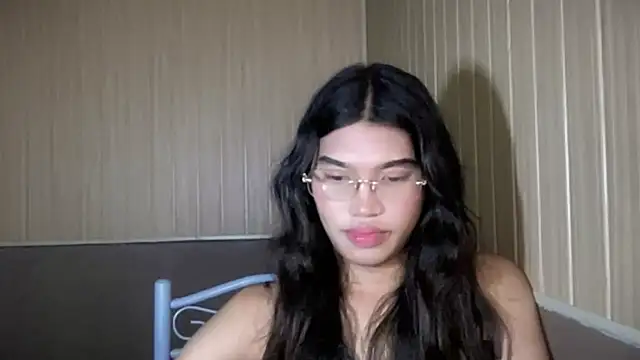 Chat +18 de Yourgoddess_jayve ao vivo