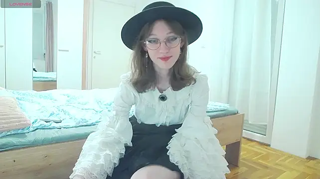 Masuzy Adlı Modelin Canlı XXX Sohbeti