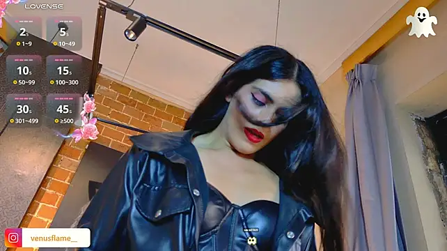 Venus_flame1n Live XXX chat