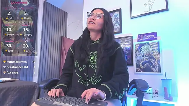 Chat +18 de EviieGothell ao vivo