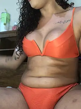 XXX chat uživo modela daysafadinha95