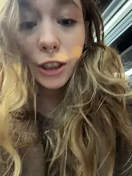 _NotYourSlut_ Live XXX-Chat