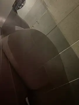 Alirawrz's Live XXX Chat