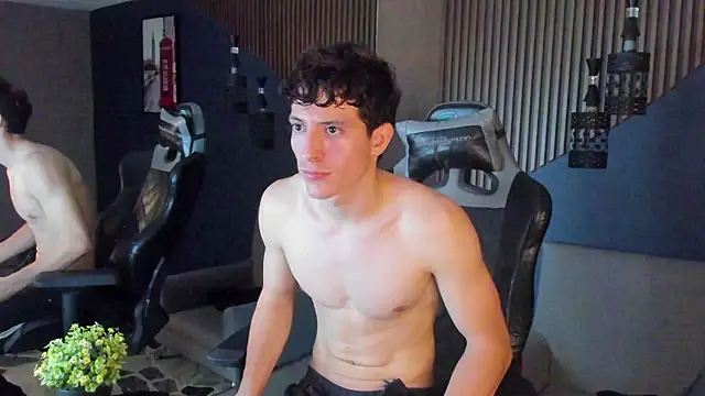 Chat XXX ao vivo de TheGhostforeeonss
