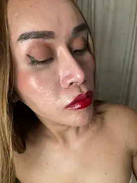 RomanticPearlTS Chat XXX live