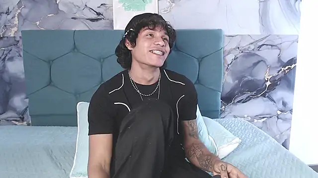 MaximilianRoth Obrolan Langsung XXX