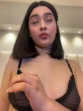 MiahWindsor Chat XXX in diretta