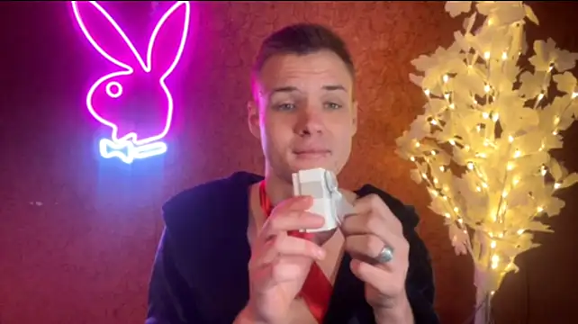 Živý XXX chat BigBabyMax
