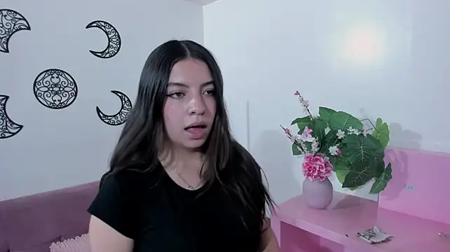 Czat XXX na żywo – Sara_Deen