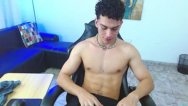 ryan_cum18 라이브 XXX 채팅