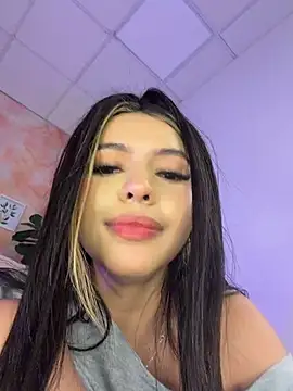 צ'אט XXX בשידור חי של LolliePopsXXX
