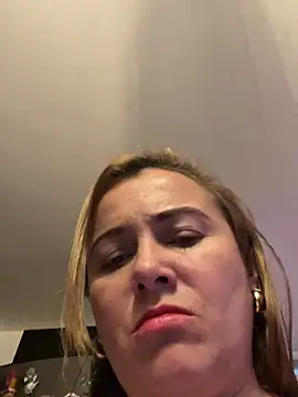 Chat +18 de RosseEmily_ ao vivo
