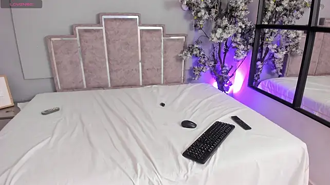 Chat +18 de Skyrosee ao vivo