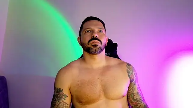Chat +18 de Pierre_Vidal ao vivo