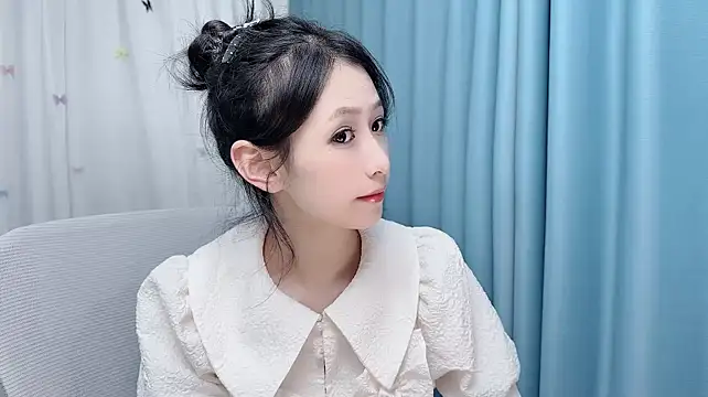 Chat +18 de LZL68 ao vivo