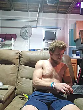 Buddabruh: διαδικτυακό σόου στην κάμερα