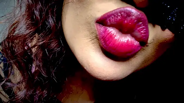 ScarletSeductive লাইভ XXX চ্যাট