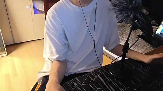 016giy 现场XXX聊天