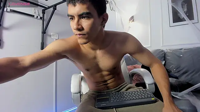 Alejandro_vega_のライブXXXチャット