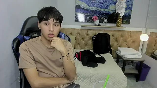 StiwenTwink's Live XXX Chat