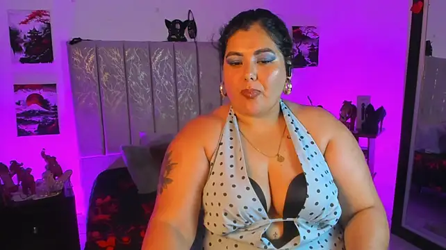 Isabell_Luxxx's Live XXX Chat