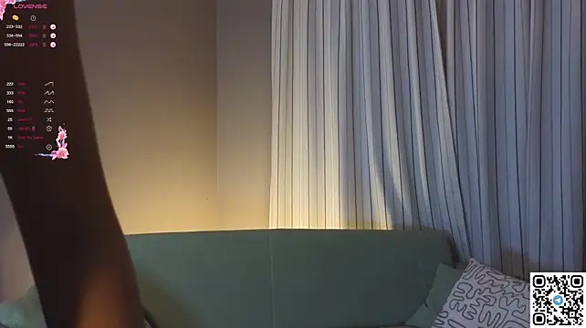 Mirassia Live XXX-chat