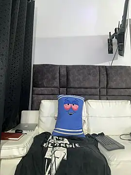 XXX chat uživo modela Andrew_Johnnson