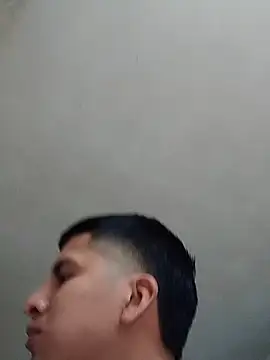 Ldmenol Chat XXX live
