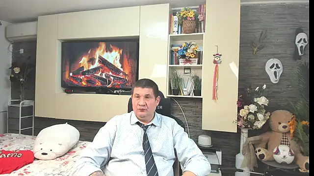 SpartacusDaddy48 Chat XXX live