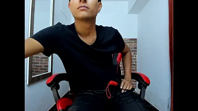 WIZARD-ALESSANDRO Live XXX-Chat