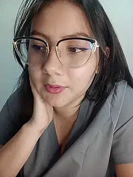 mia_nala Chat XXX in diretta