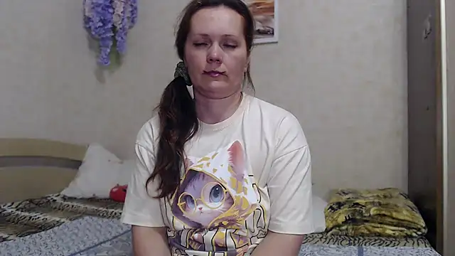SheLion's Live XXX Chat