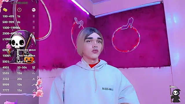 צ'אט XXX בשידור חי של Evonny_King
