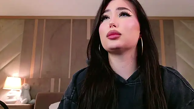 EmmaLawrens' Live XXX Chat