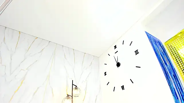 ViolettaNaughty Chat XXX live