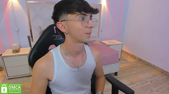 Peter_tay Live XXX-chat