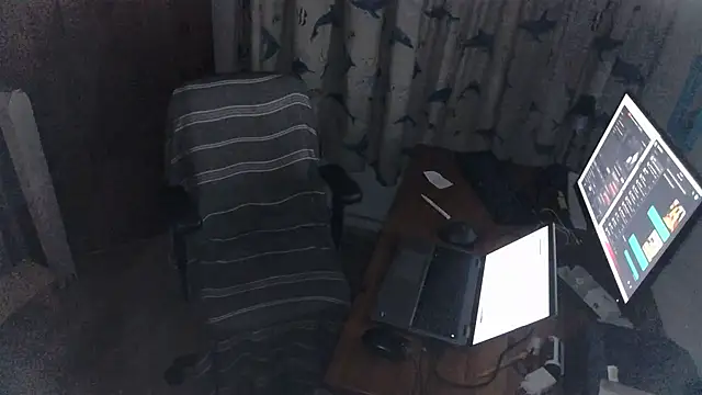 Chat +18 de RolfS_bi ao vivo