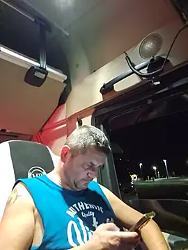 adas- – Naživo XXX chat