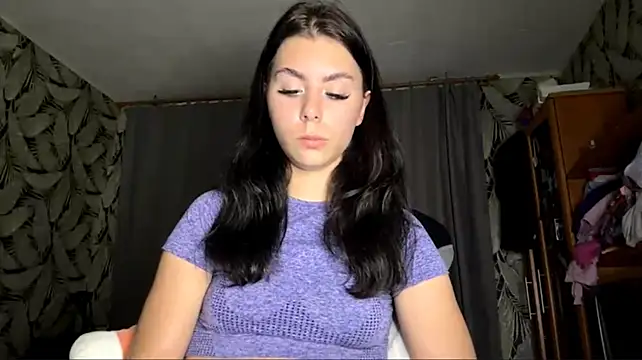 LilyMinimum live XXX chat