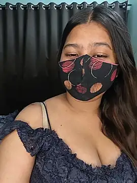 YOUR_GF_'s Live XXX Chat