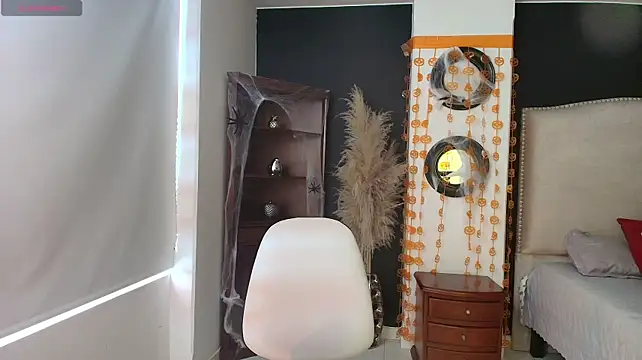 sheryl_jones XXX чат на живо