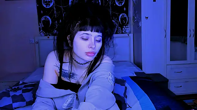 Chat +18 de AllisonDeetz ao vivo