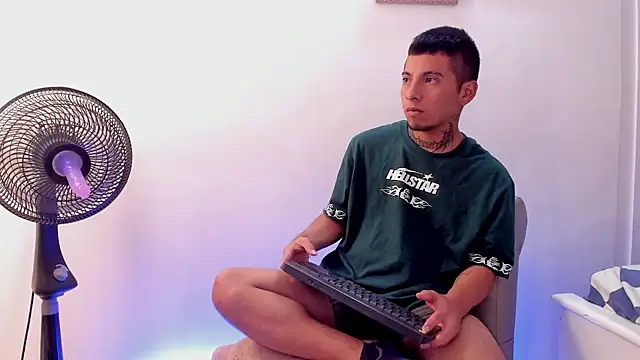 Czat XXX na żywo – Thiago_Vega__