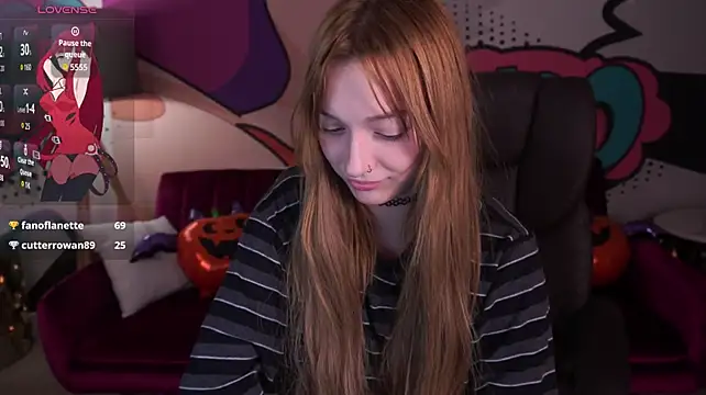 צ'אט XXX בשידור חי של LizzaMoonn