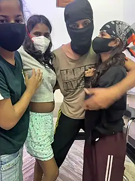 hot_janvi_のウェブカメラショー