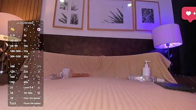 Chat +18 de shery_milk ao vivo