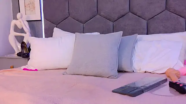Chat +18 de Violet_Lux ao vivo