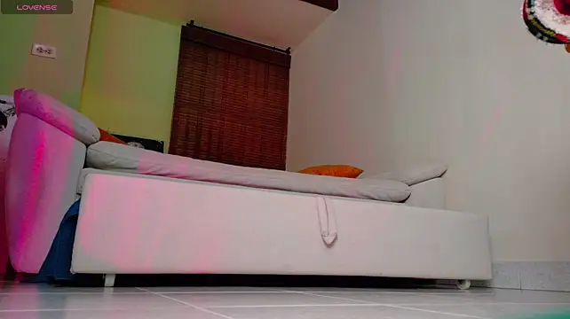 Show de Emma__Blanco na webcam